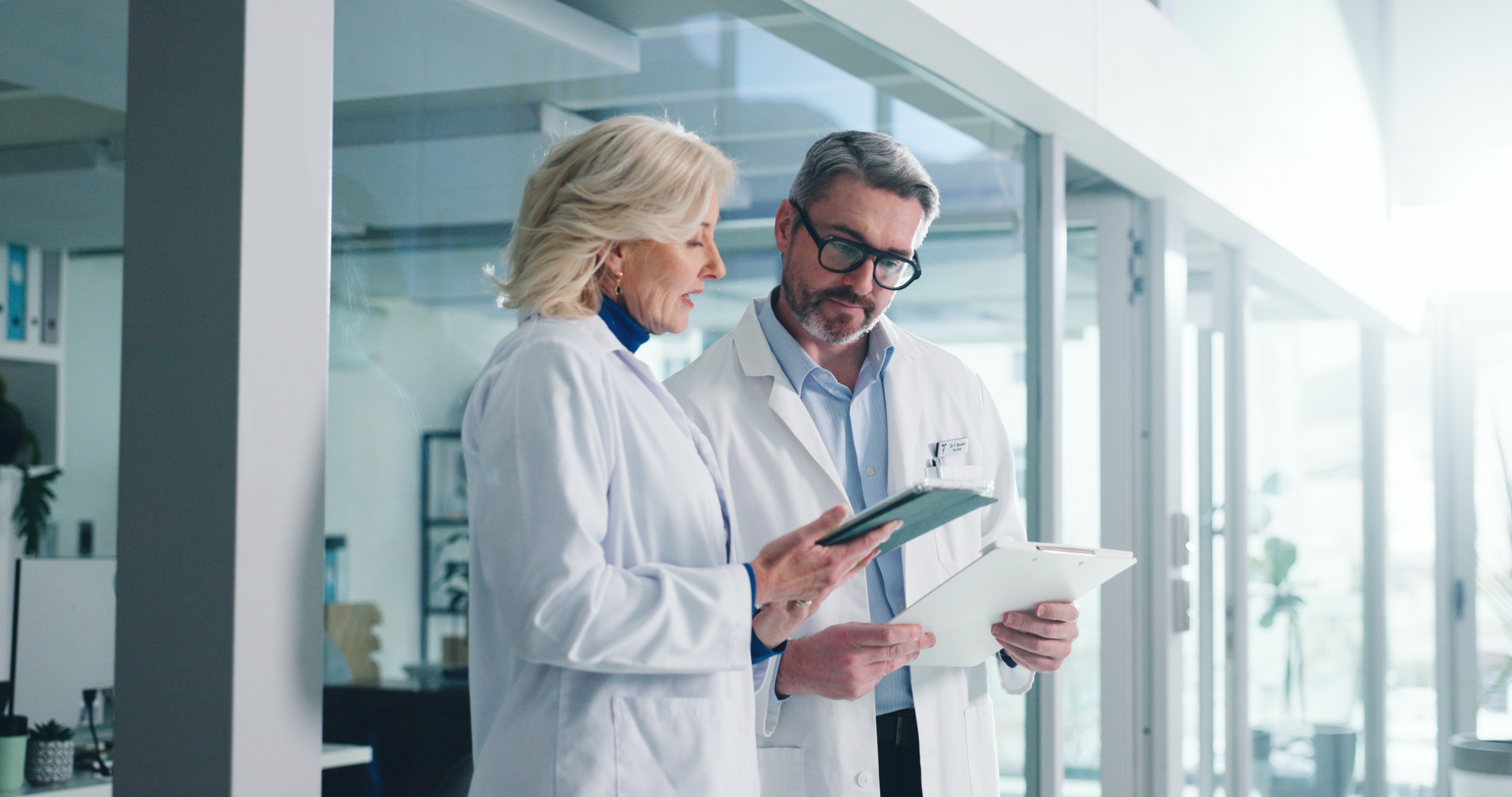 Healthcare revenue reporting reviewed by an operations team